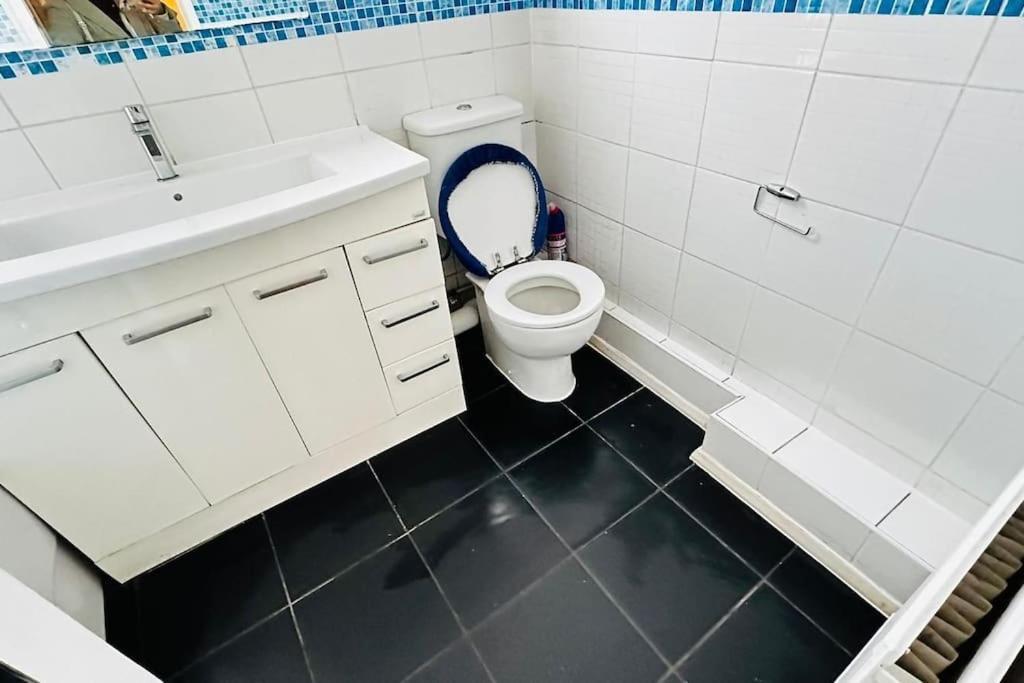 3 Bed House East London Home Eksteriør billede